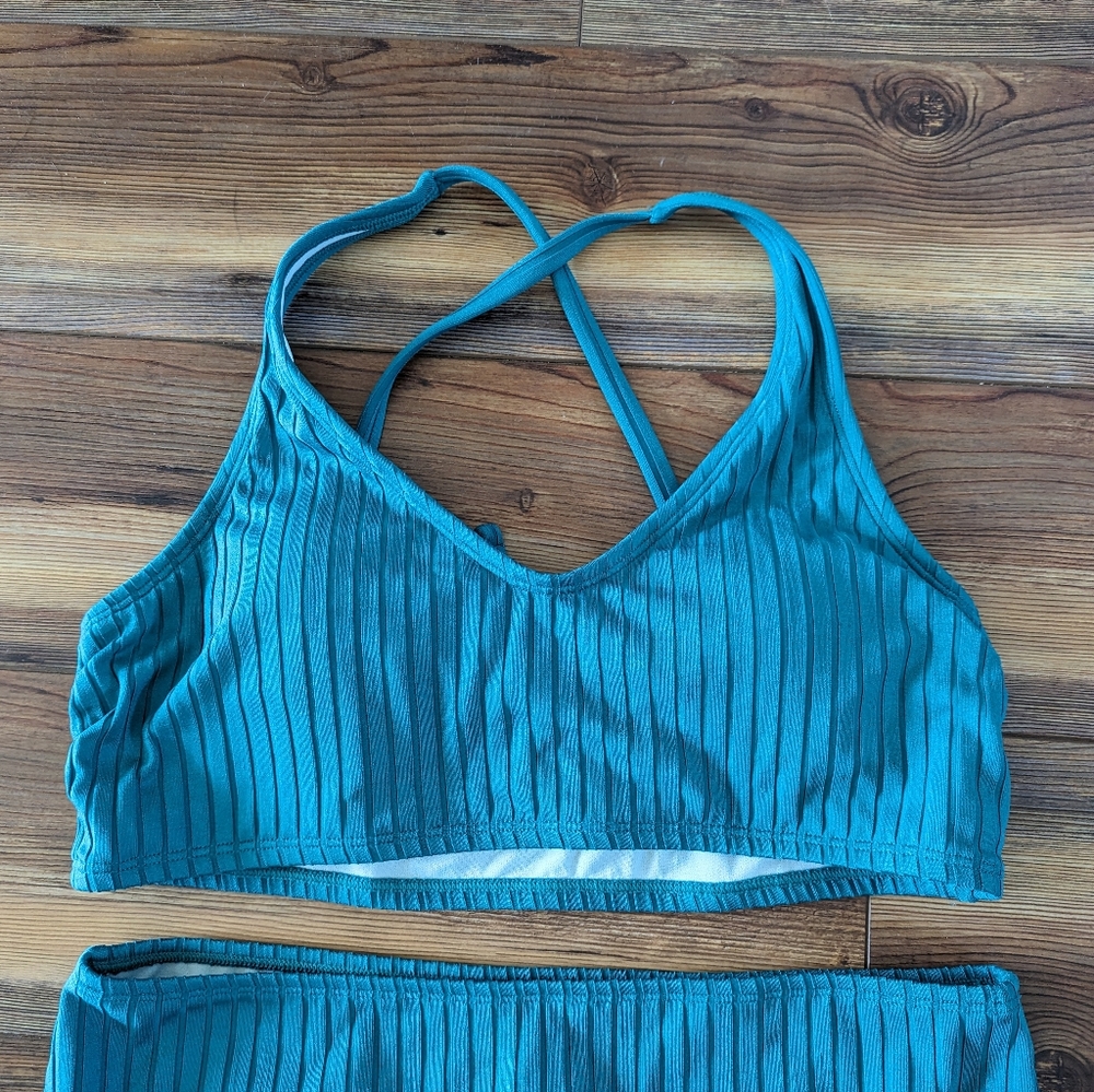 NWT Cupshe Solid Green 2 Piece Swimsuit Bikini High-Waisted L - Picture 2 of 9